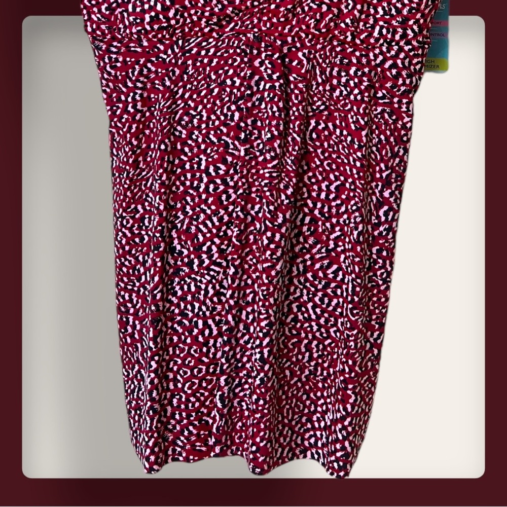 SWIM SOLUTIONS Women's Red Stretch Tummy Control Flyaway Sweetheart Swimdress 22 - Picture 4 of 16